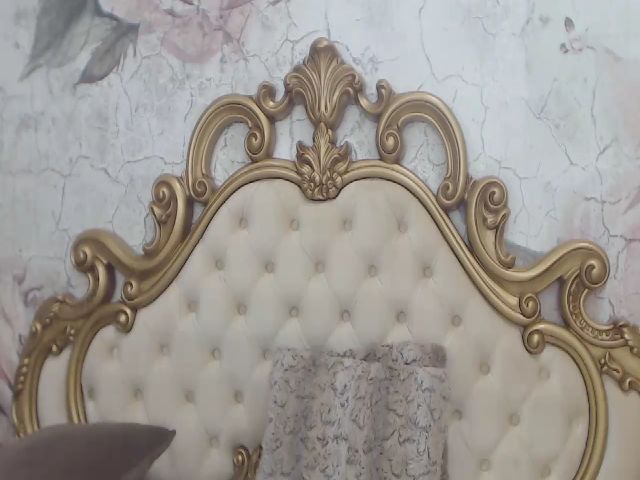 Live sex webcam photo for JessieJace #273399453