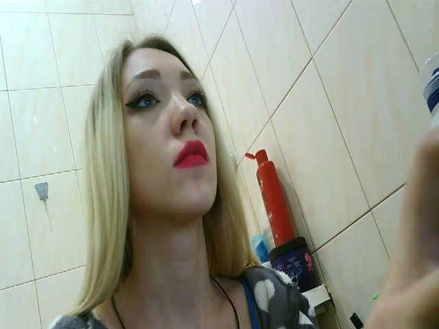 Live sex webcam photo for JessyLink #272025079