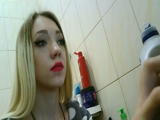 Live sex webcam photo for JessyLink #272026020