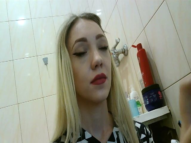 Live sex webcam photo for JessyLink #272031908