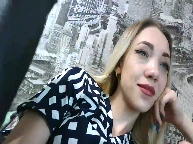 Live sex webcam photo for JessyLink #272043477