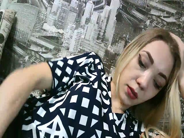 Live sex webcam photo for JessyLink #272043574