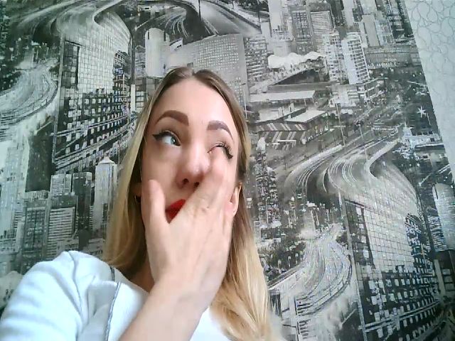 Live sex webcam photo for JessyLink #272055219