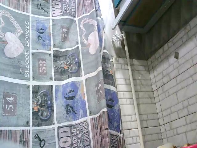 Live sex webcam photo for JessyLink #272084004