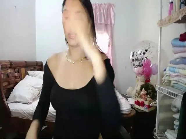 Live sex webcam photo for Jessycutie #273012828