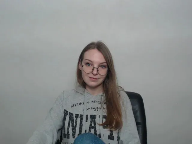 Live sex webcam photo for JettySise #272345743