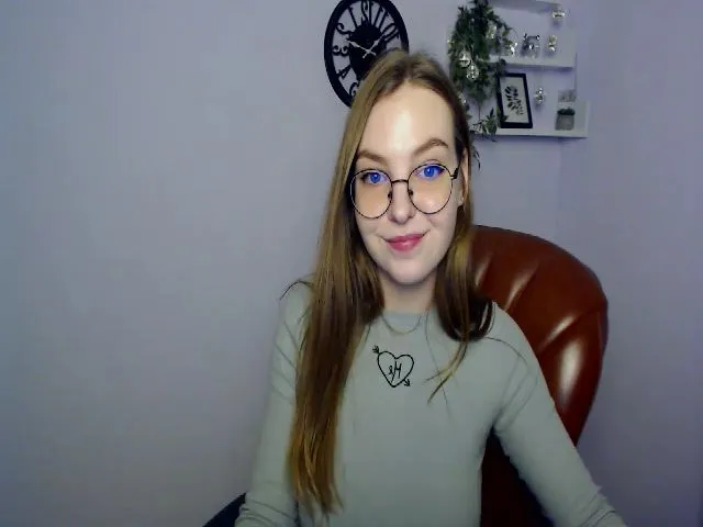 Live sex webcam photo for JettySise #272778681