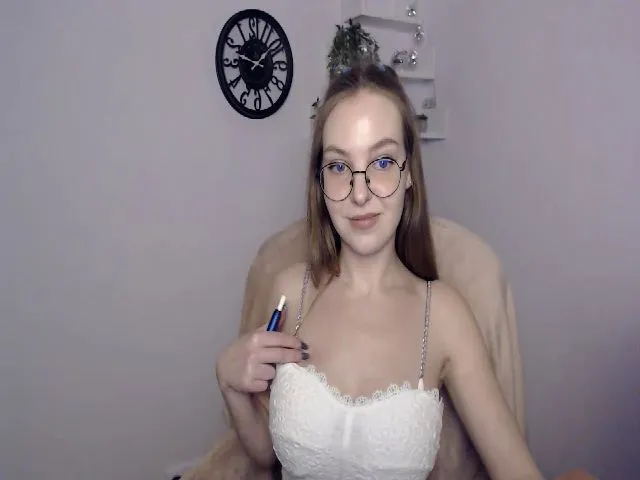 Live sex webcam photo for JettySise #272945214