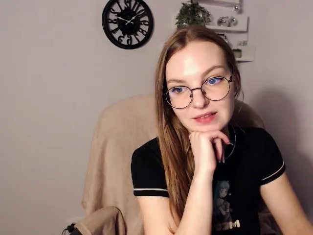 Live sex webcam photo for JettySise #273029580