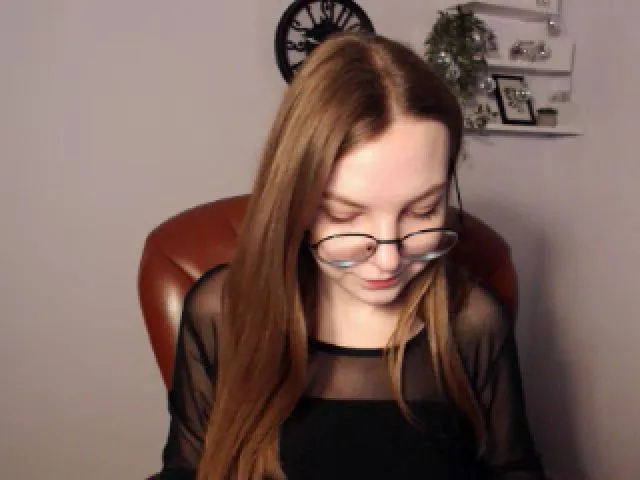 Live sex webcam photo for JettySise #273075304