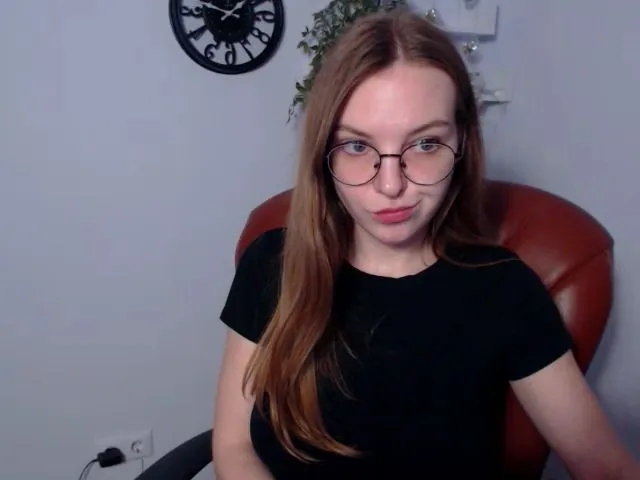 Live sex webcam photo for JettySise #273317765