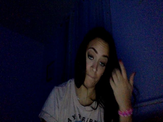 Live sex webcam photo for Jillybean5 #271826022