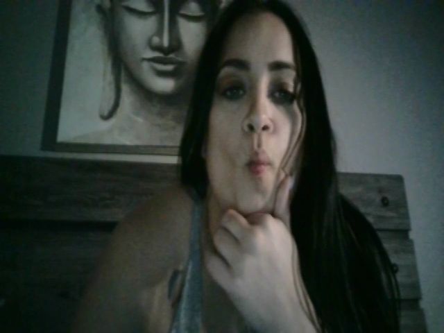 Live sex webcam photo for Jillybean5 #272475284