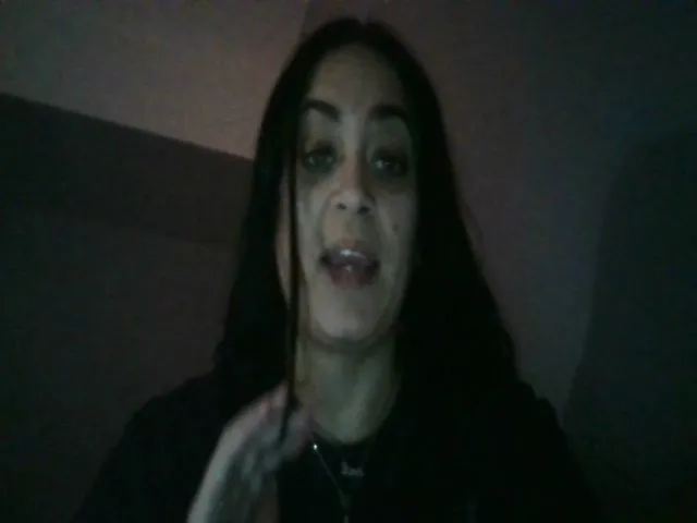 Live sex webcam photo for Jillybean5 #272579185