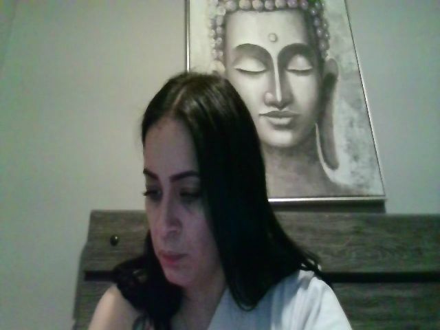 Live sex webcam photo for Jillybean5 #273423660