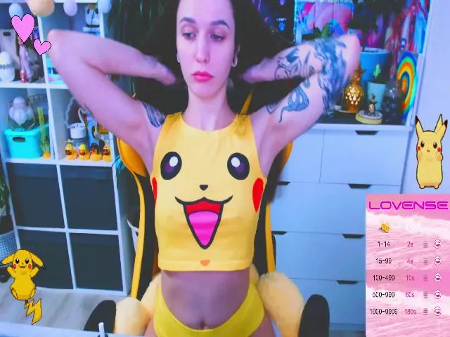 Live sex webcam photo for JinjerMoon #272306202