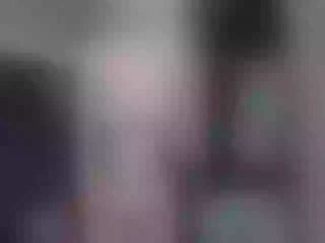 Live sex webcam photo for JoanQueen #271977700