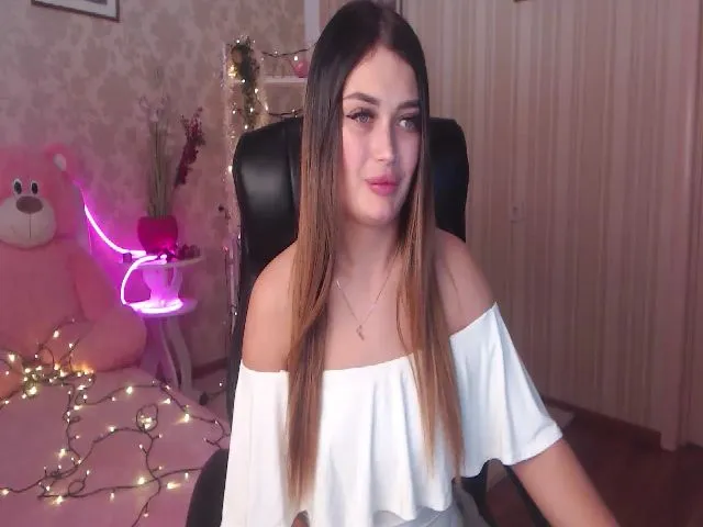 Live sex webcam photo for JoanRogers #271864240
