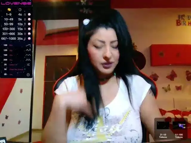 Live sex webcam photo for Joanna4you_ #272164656