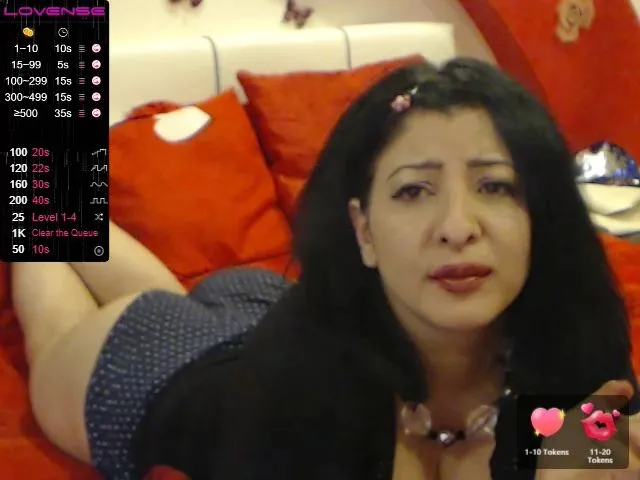 Live sex webcam photo for Joanna4you_ #272391581