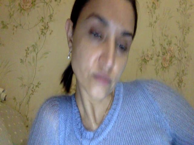 Live sex webcam photo for JolyBoss #271860103