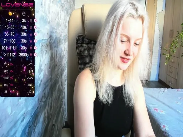 Live sex webcam photo for Jones_Jessy #273800235