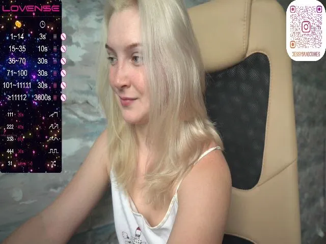 Live sex webcam photo for Jones_Jessy #273865411