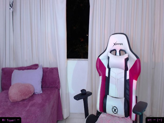 Live sex webcam photo for JorjaCat #271835042