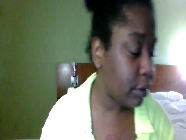 Live sex webcam photo for Judeee92 #273436029