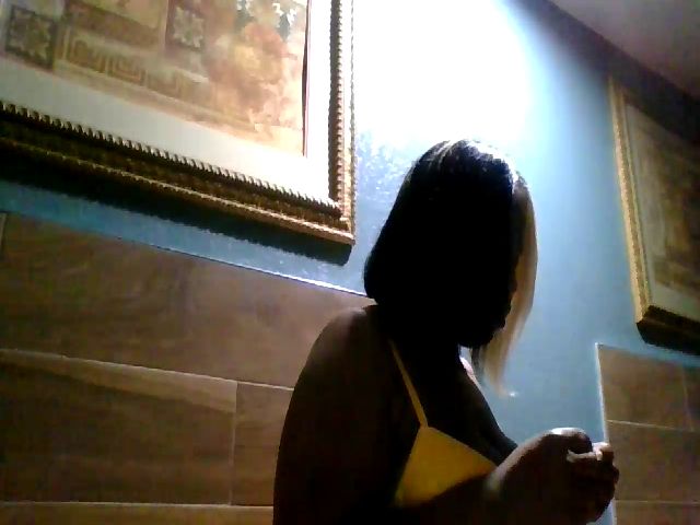 Live sex webcam photo for Judeee92 #273562006