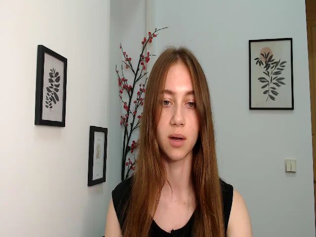 Live sex webcam photo for Juicy_Jessy #274310176