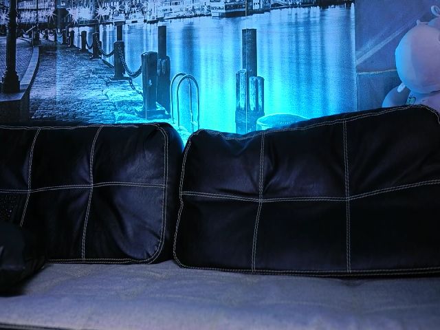 Live sex webcam photo for JuliaDragon #287889599