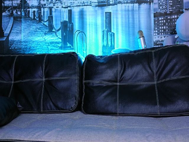 Live sex webcam photo for JuliaDragon #287889612