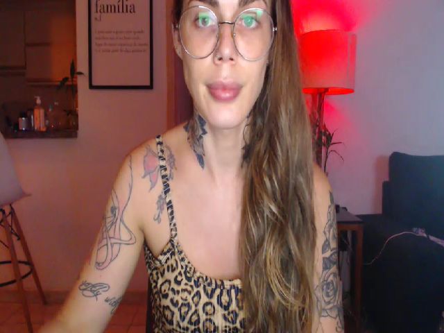 Live sex webcam photo for Juliaz #273056598