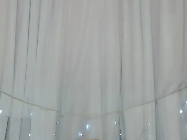 Live sex webcam photo for Julieta_hills #272537994