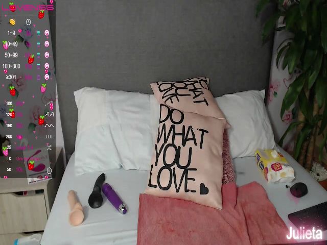 Live sex webcam photo for Julieta_saen #272790972