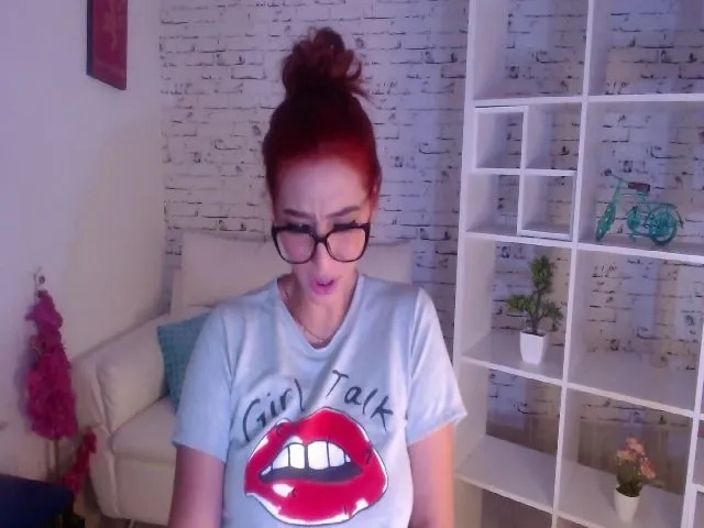 Live sex webcam photo for Julietacollin #272488440