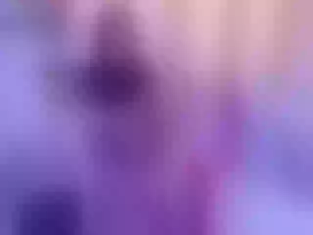 Live sex webcam photo for Julietacollin #272693424
