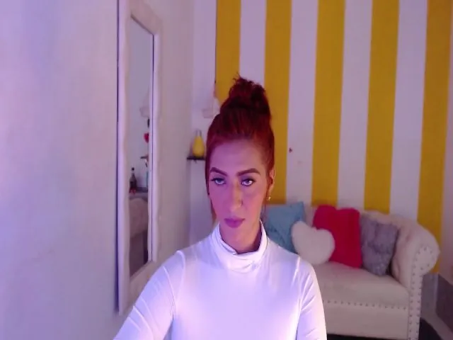 Live sex webcam photo for Julietacollin #272935508