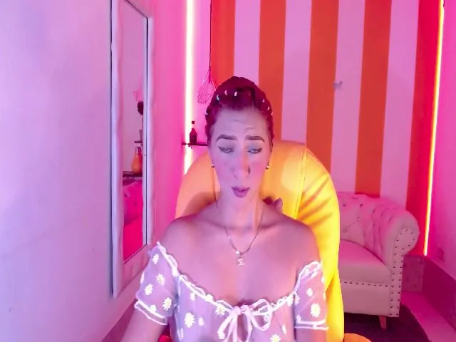 Live sex webcam photo for Julietacollin #274048371