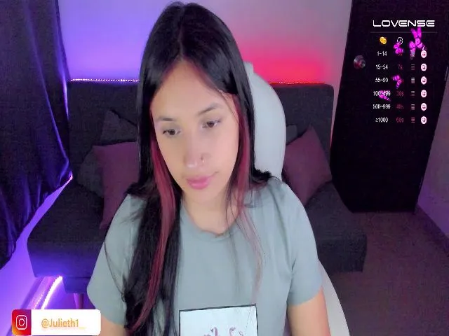 Live sex webcam photo for Julieth1_ #274254249