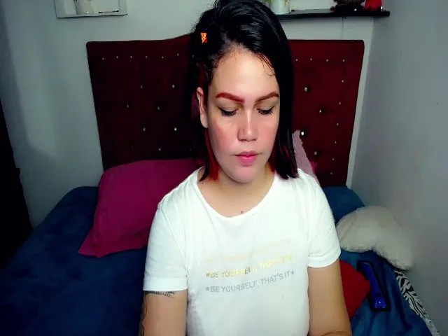 Live sex webcam photo for Juliusagisex3 #273289893