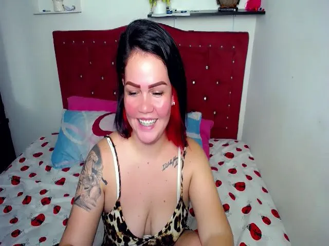 Live sex webcam photo for Juliusagisex3 #273497566