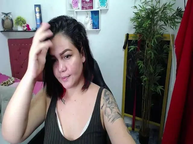 Live sex webcam photo for Juliusagisex3 #274097932