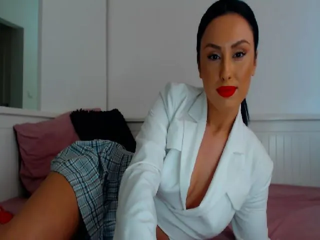 Live sex webcam photo for JullyaVargas #272887509