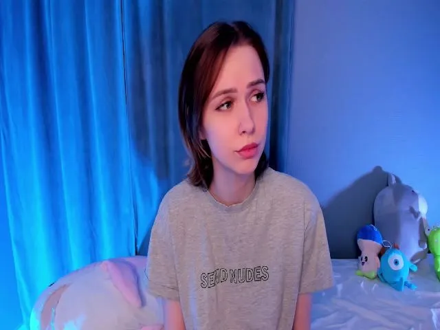 Live sex webcam photo for Jumphigherr #272074126