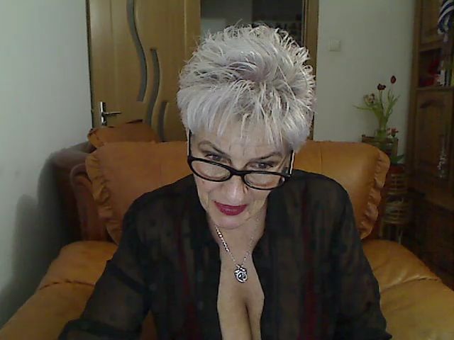 Live sex webcam photo for Junonnna #272210385