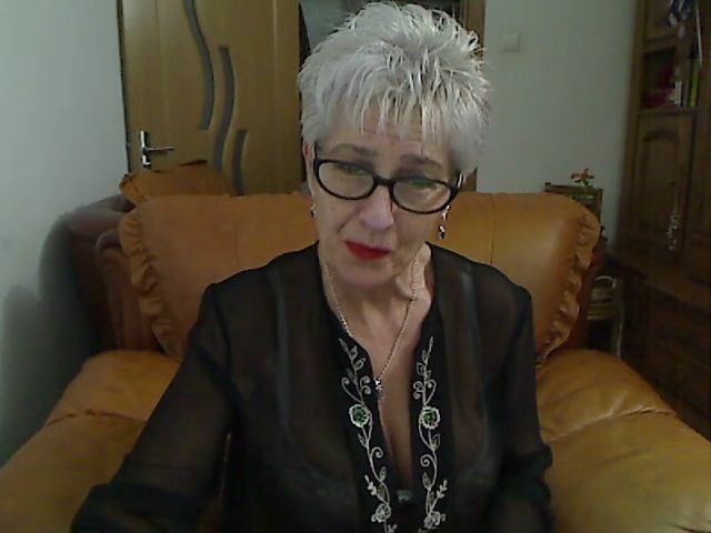 Live sex webcam photo for Junonnna #272231688