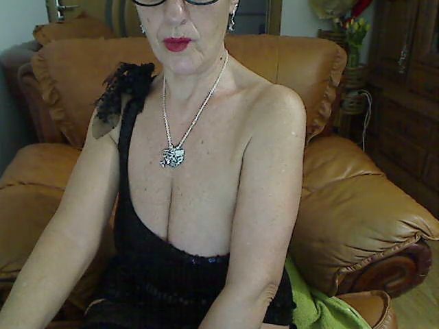 Live sex webcam photo for Junonnna #273045374