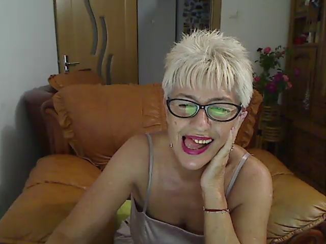 Live sex webcam photo for Junonnna #274585806